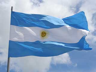 Medidas cambiarias pueden acelerar inflación Argentina fifu