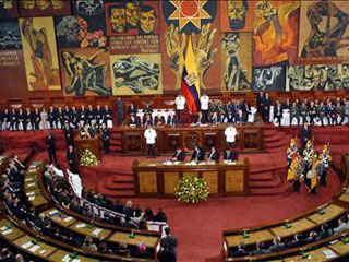 Congreso Ecuador denuncia tratados fifu