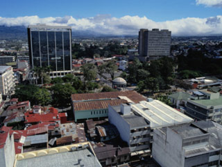 Costa Rica crece gracias a la alta tecnología fifu
