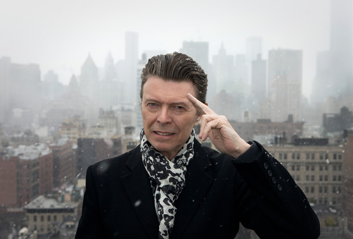 Ashes to ashes, funk to funky. Descansa en paz, David Bowie