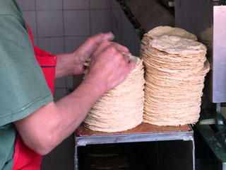 SE y Unimtac frenan incremento tortilla fifu