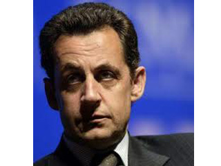 Sarkozy defiende el euro fifu