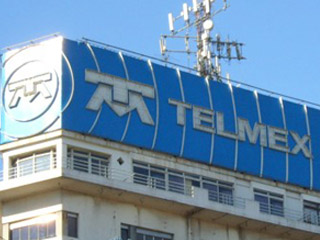 Telmex ayuda a los damnificados fifu
