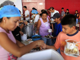 Walmart entrega alimentos en Veracruz fifu