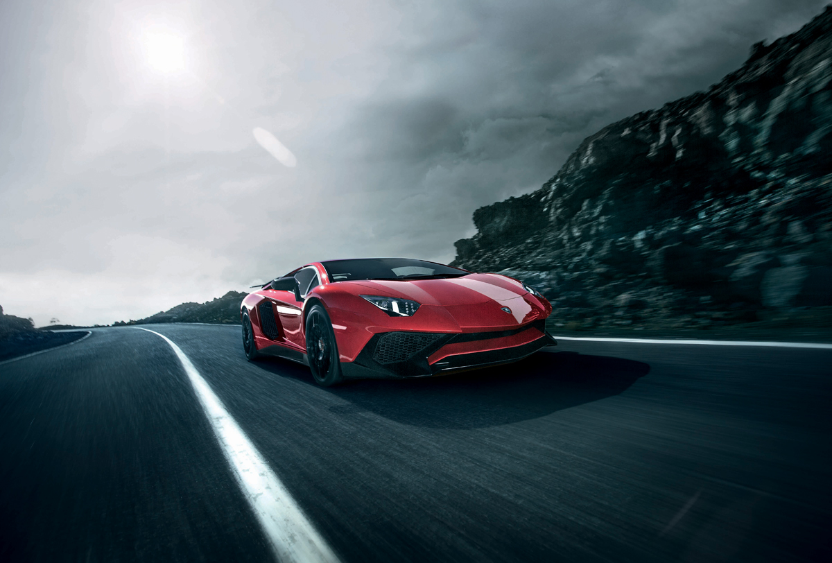 Lamborghini, el toro italiano embiste y es Superveloce fifu