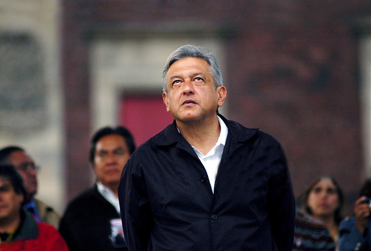 López Obrador presenta su declaración 3 de 3 fifu