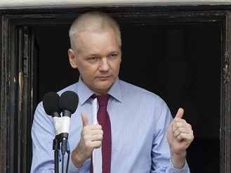 Assange, entre el encierro y el diferendo diplomático