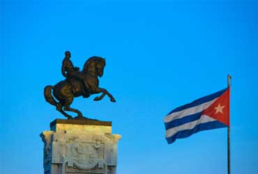 Uso telefonía móvil e intranet crece en Cuba