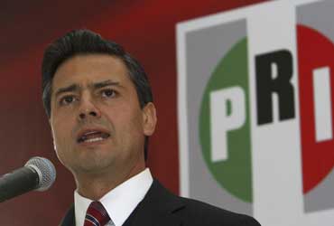 Peña Nieto no descarta a Pemex en la Bolsa fifu