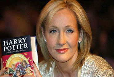 JK Rowling fue rechazada por 12 editoriales fifu