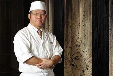 Yasuo Asai, el nuevo chef de Yoshimi da un giro al sabor japonés fifu