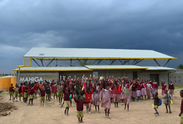 Kenia: Mahiga Hope High School fifu