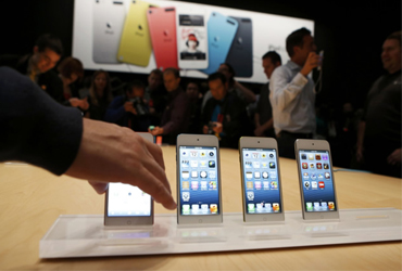 Apple sigue fuerte pese a que el iPhone 5 no luce fifu