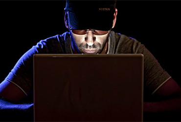 Hackers dejan el lado oscuro de la red para subir su ROI fifu