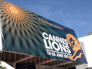 Las marcas desfilan en el Festival de Cannes fifu