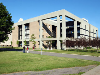Becas de posgrado en la Université Laval