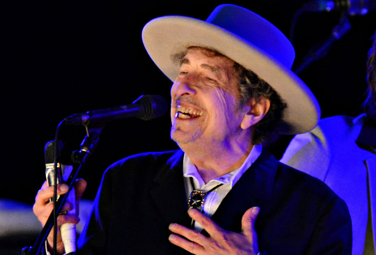 Bob Dylan desata el furor en Spotify; streamings suben 500% fifu