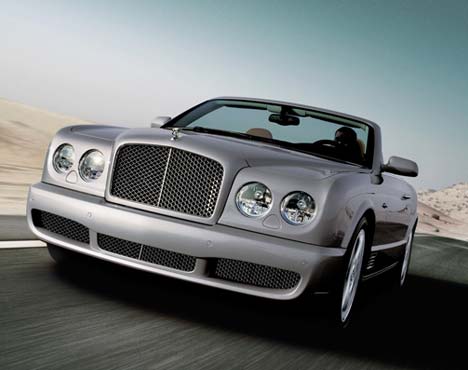 Bentley Azure T: elegancia y comodidad