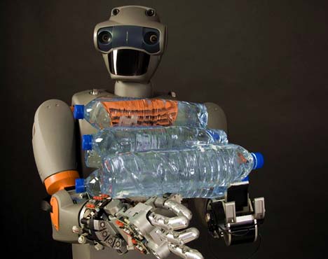Robot REEM B, ciencia ficción en casa fifu