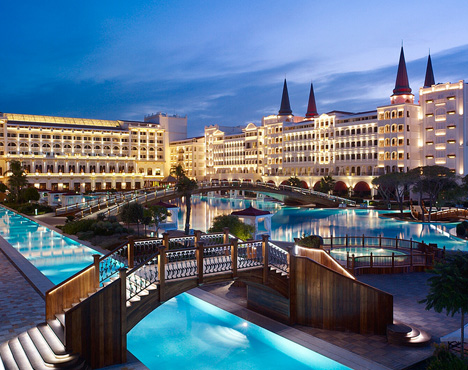 The Mardan Palace, el hotel más caro y elegante de Europa fifu