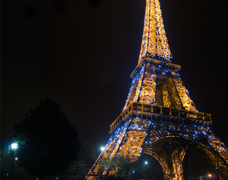 Torre Eiffel cierra por huelga de trabajadores fifu