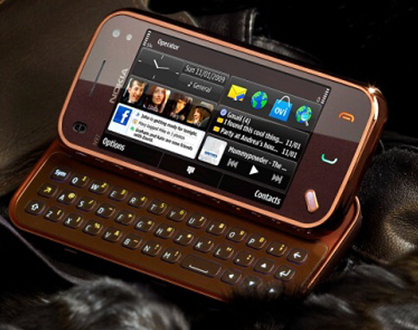 Nokia N 97 Mini Gold Edition, clase y elegancia