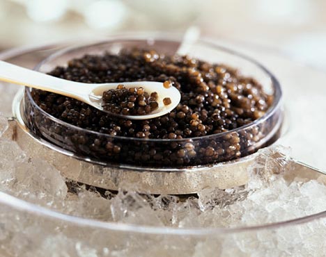 Utensilios infaltables para disfrutar un caviar fifu