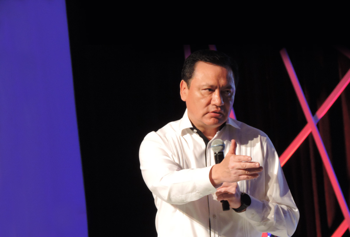 Osorio Chong no descarta usar fuerza pública contra la CNTE fifu