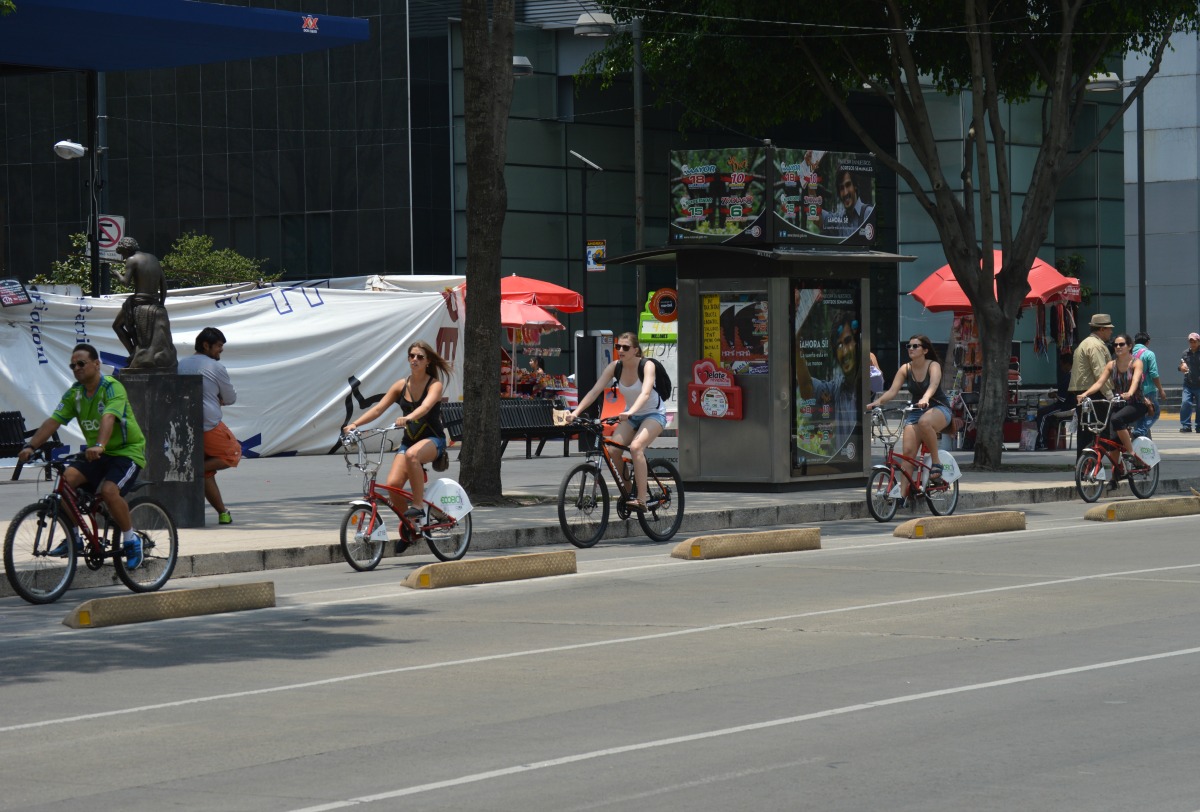 5 razones para usar bicicleta en la ciudad del caos