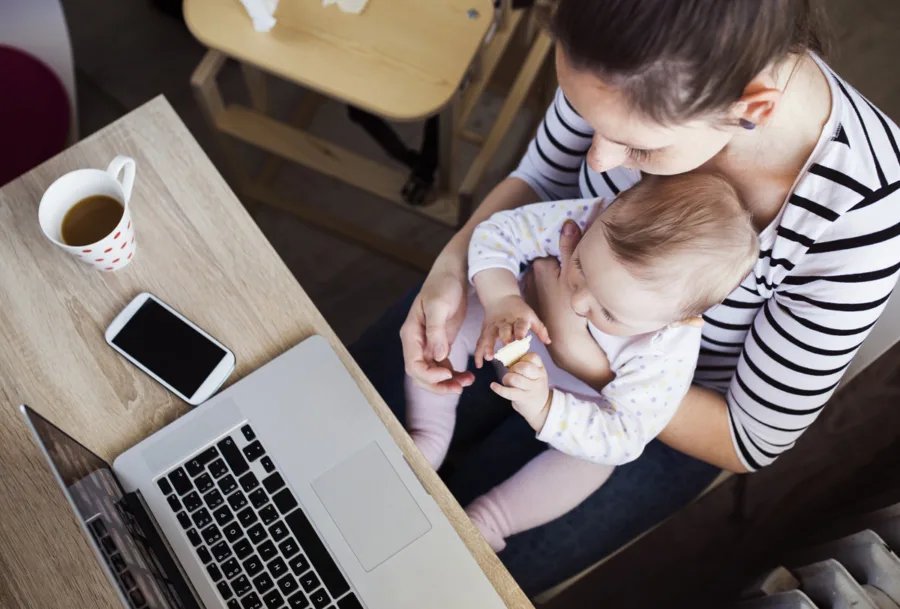 Romper el techo financiero: tecnología para impulsar a las madres que emprenden Romper el techo financiero: tecnología para impulsar a las madres que emprenden