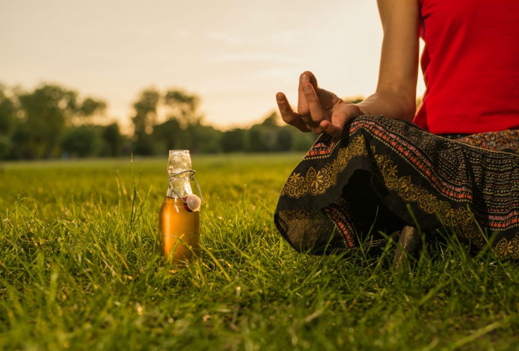 La cerveza y la yoga se conjuntan para conquistar a los deportistas.