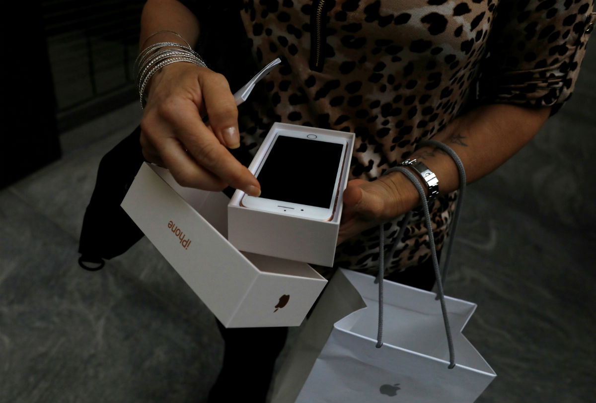 El índice iPhone: Así de difícil es para un mexicano comprarlo