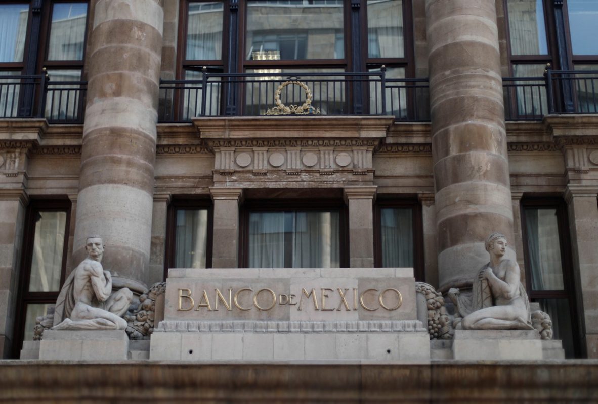 Banxico descarta relajar su política monetaria tras baja de tasas