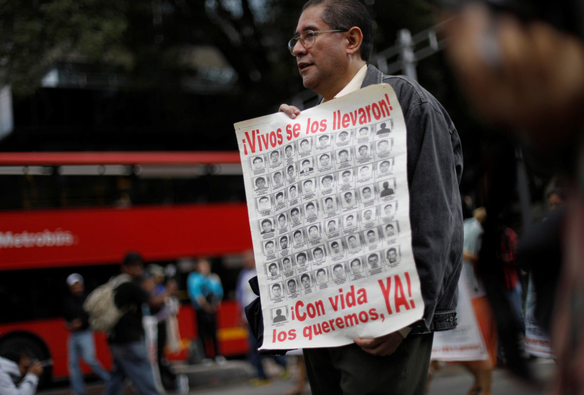 Tribunal respalda crear Comisión para la Verdad de Ayotzinapa