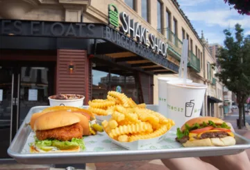 Toks abrirá la cadena Shake Shack para retar a Burger King en México