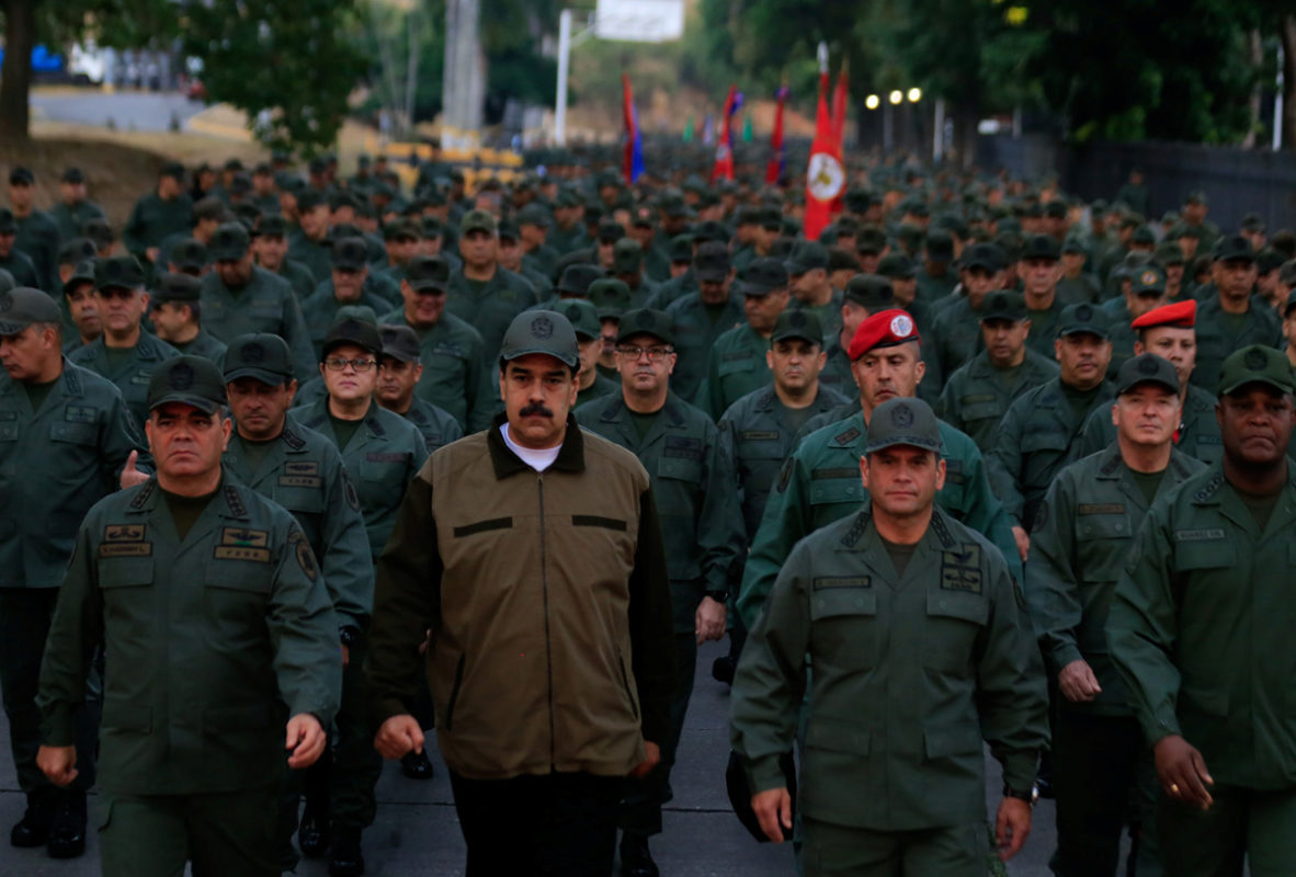 Nicolás Maduro encabeza marcha de militares en Venezuela