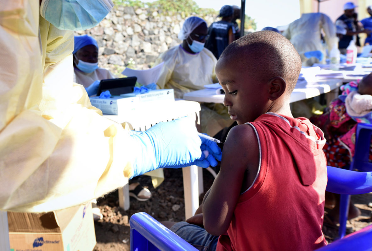 Unicef: brote de ébola afecta a más niñas y niños en el Congo