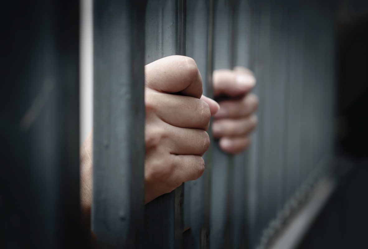 AMLO busca iniciativa para otorgar indulto a presos políticos