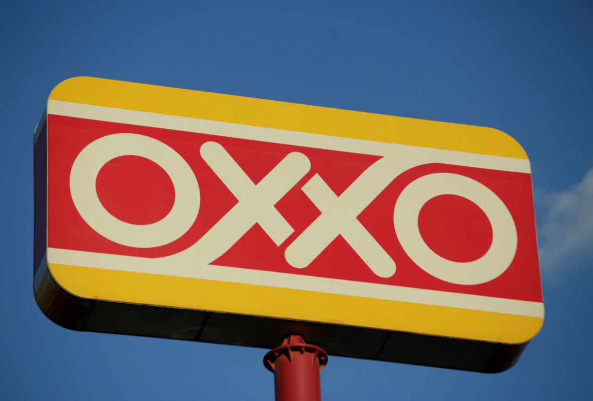 ¿Quieres trabajar en Oxxo? Esto es lo que ganan los empleados de la tienda
