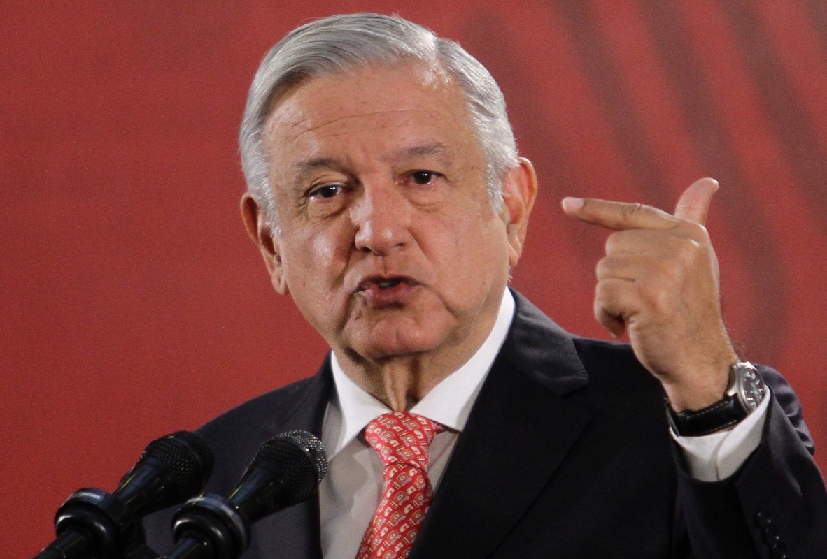 AMLO quiere que reguladores apoyen su plan energético, o habrá