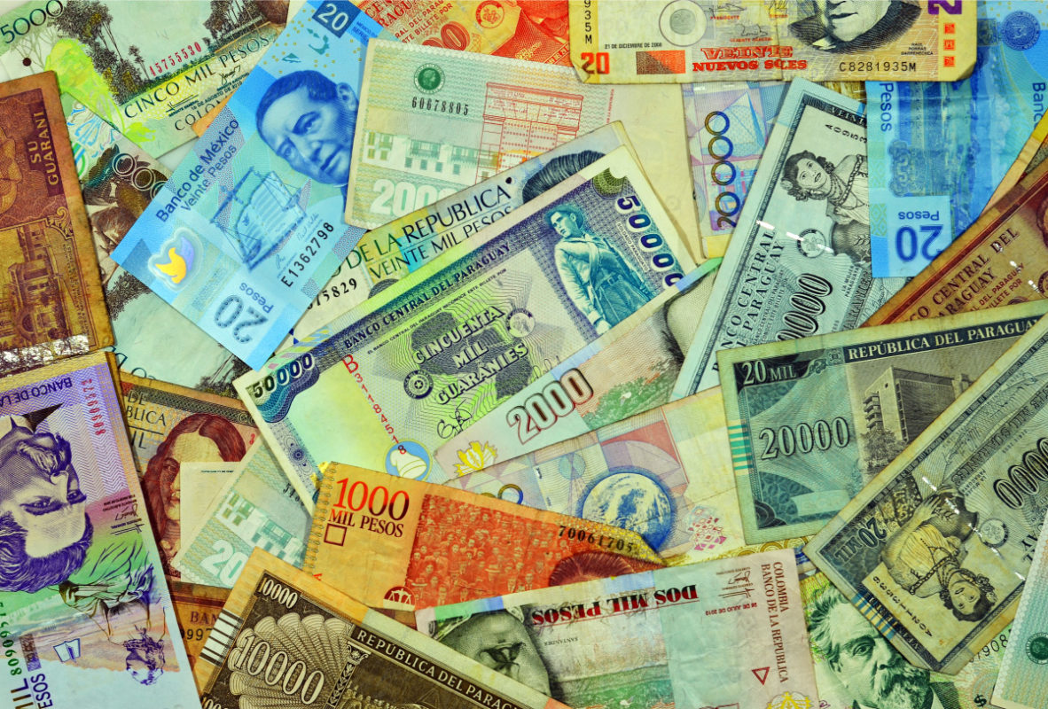 ¿Por qué cayeron las divisas latinoamericanas en los primeros meses de 2021?