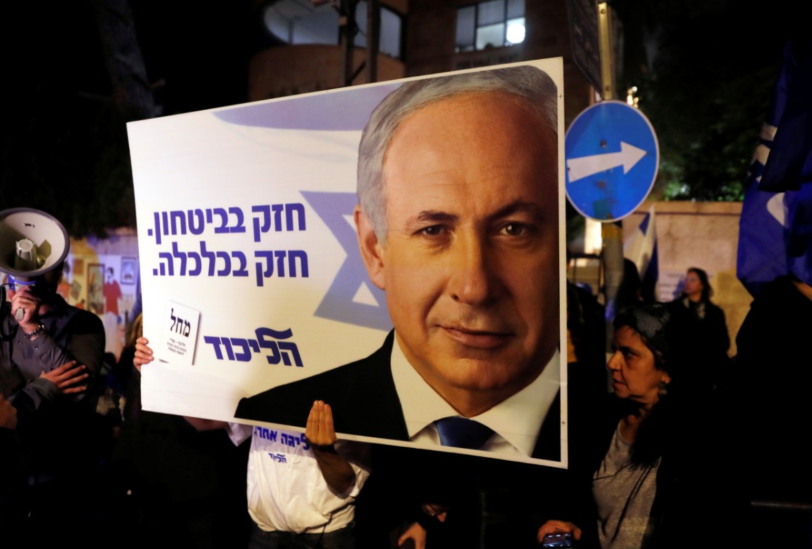 Acusan a Netanyahu de corrupción y abuso de confianza en Israel