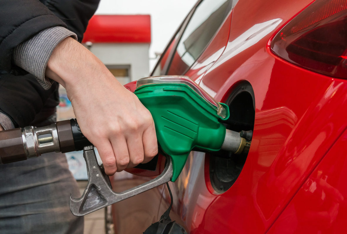 SHCP ‘afloja’ el estímulo fiscal a gasolinas Magna y Premium