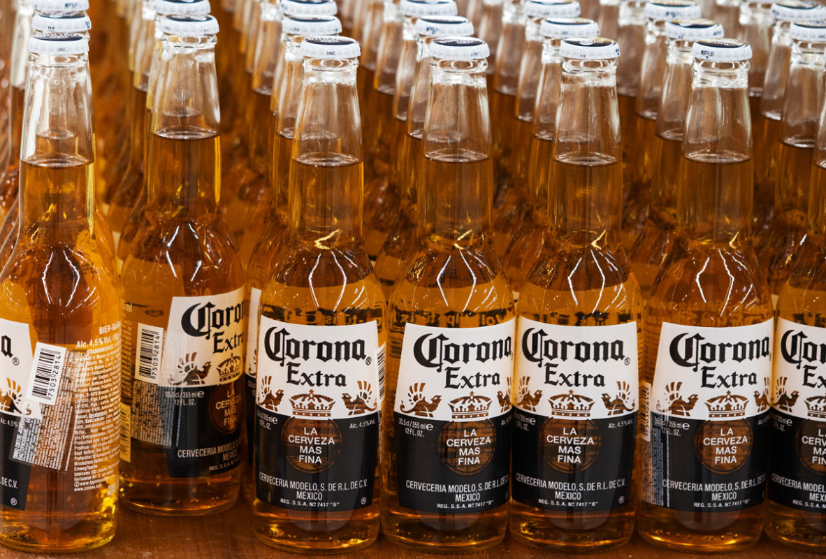 Comprarían menos cerveza Corona en EU por… ¿coronavirus?