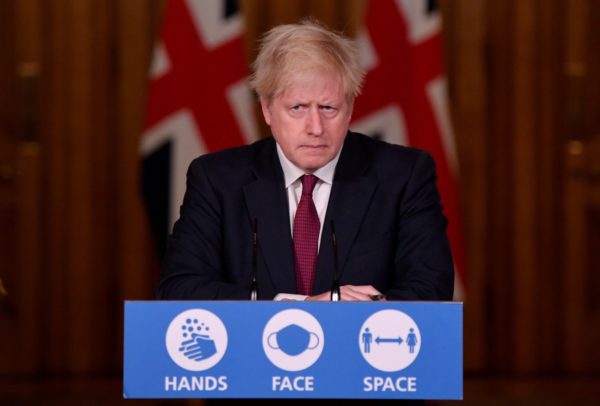 Variante de COVID detectada en Reino Unido puede ser más letal: Boris Johnson