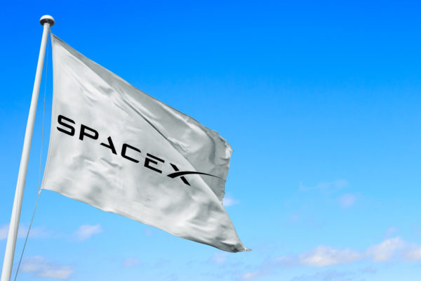 SpaceX rebasa los 100,000 mdd en valor de mercado
