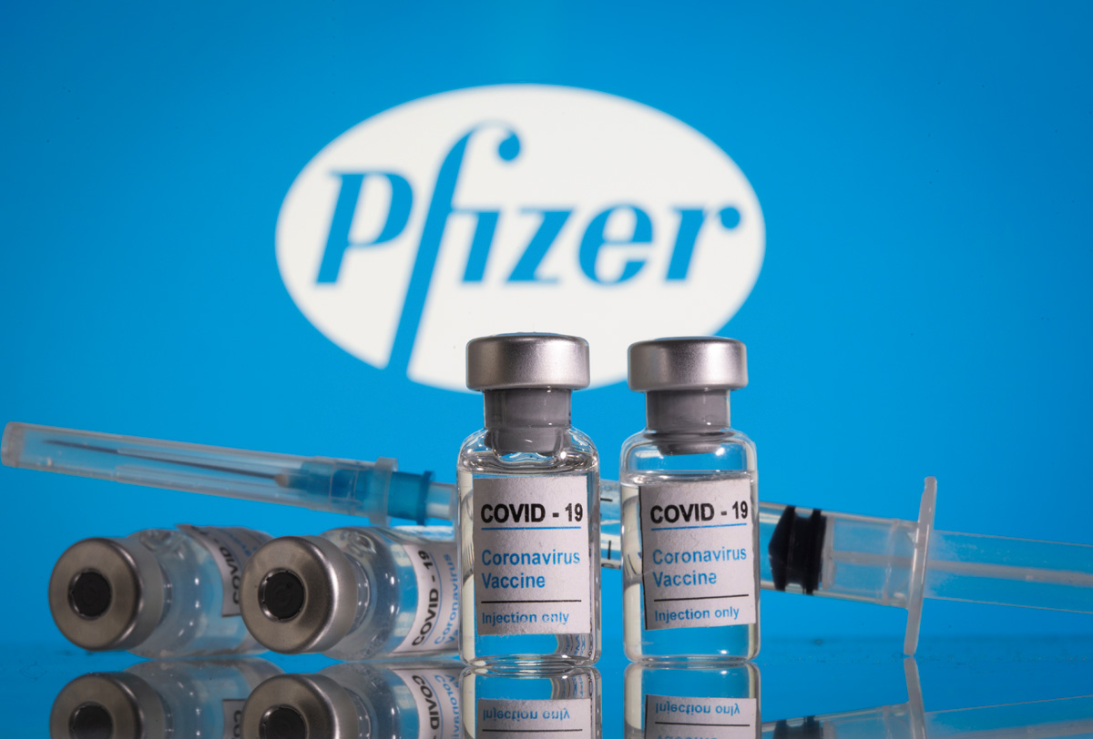 Pfizer espera vender 33 mil millones de dólares en vacunas Covid-19 en 2021  | Alto Nivel