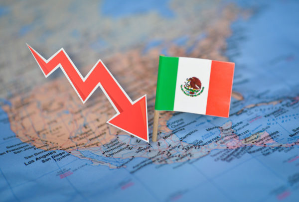 PIB de México se contrae 3.8% en primer trimestre de 2021: Inegi