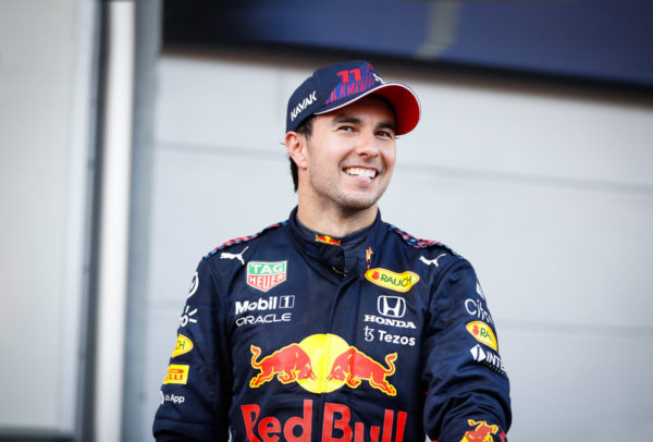 Sergio ‘Checo’ Pérez gana el GP de Singapur de F1