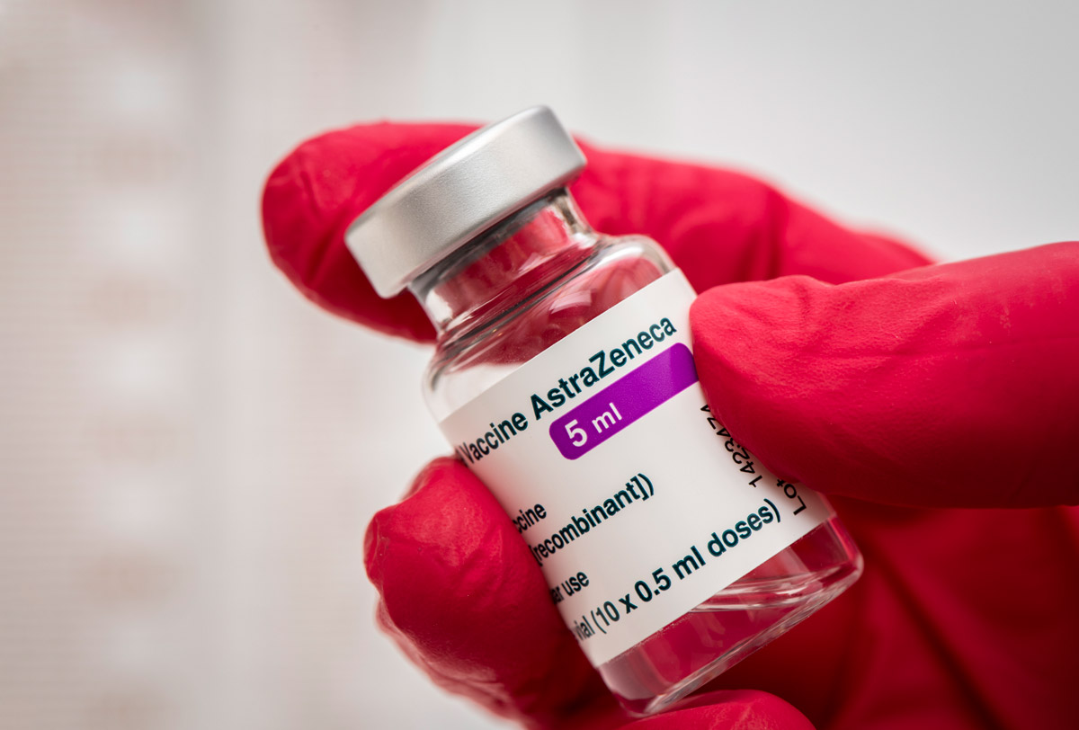 Vacunas inducen menos anticuerpos contra ómicron: Estudio Reino Unido